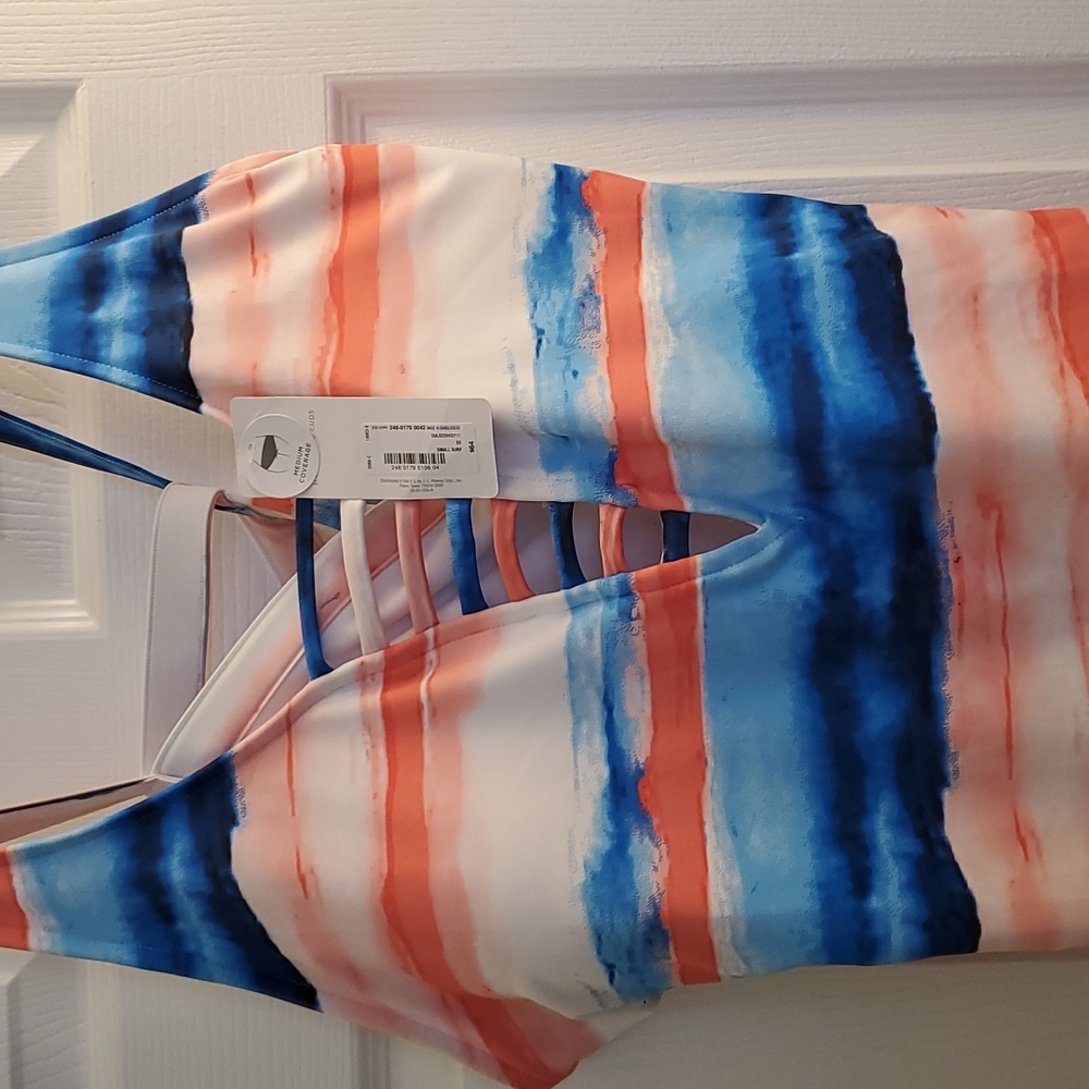Bathsuit 1 piece
